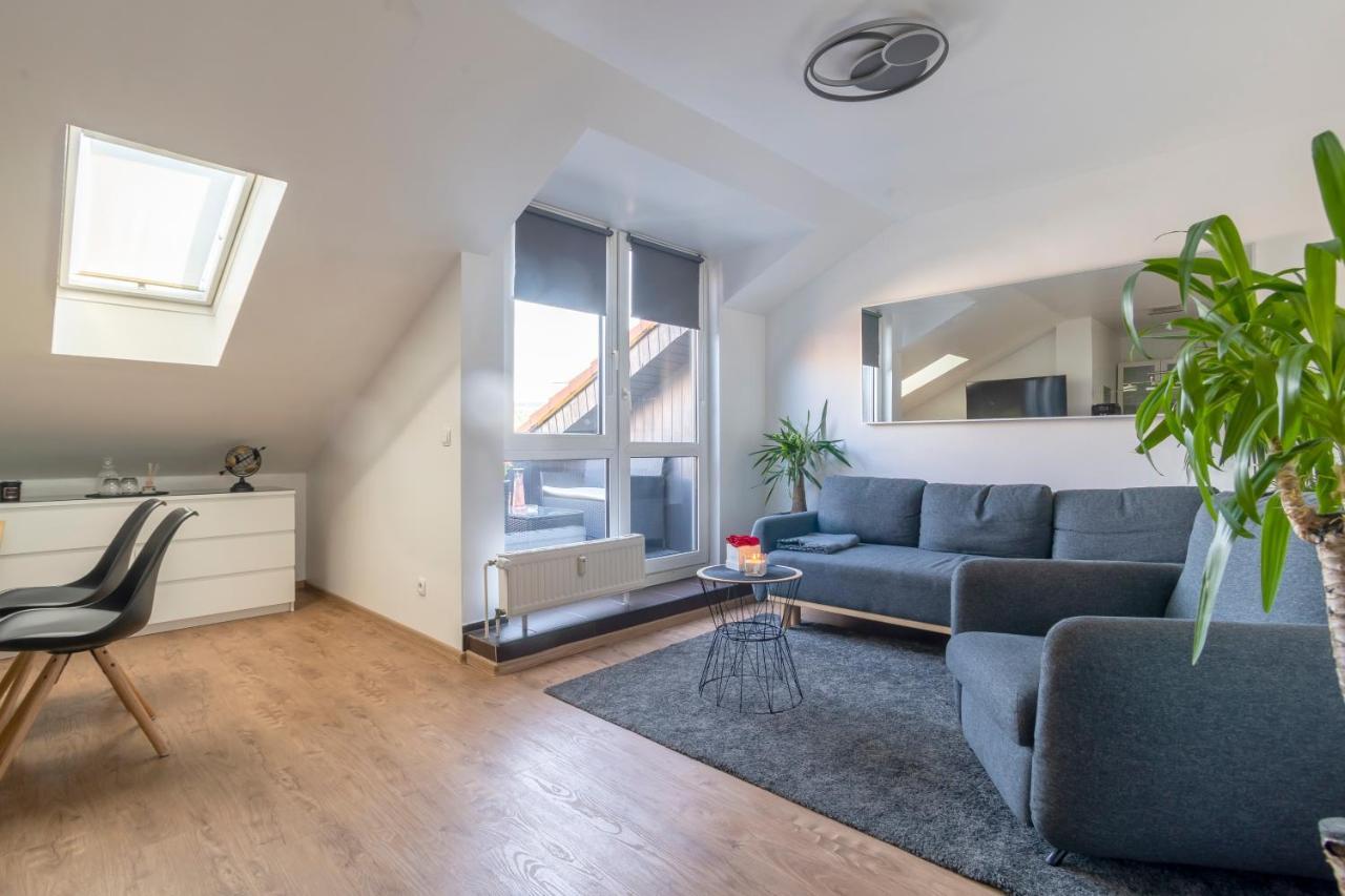 Stylish 2 Room Maisonette Hannover - Contactless Check-In Bagian luar foto